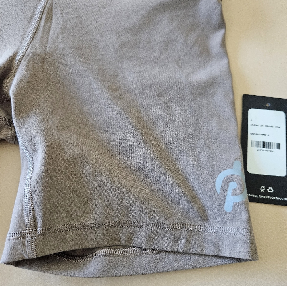 lululemon Align High-Rise Short 6" - Picture 9 of 15